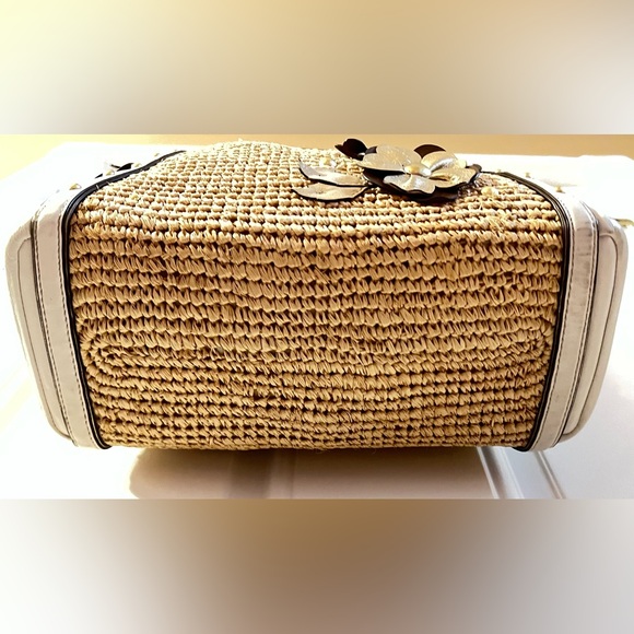 COACH ~ Floral Straw Natalie Hampton Tote & Wristlet - Picture 8 of 16